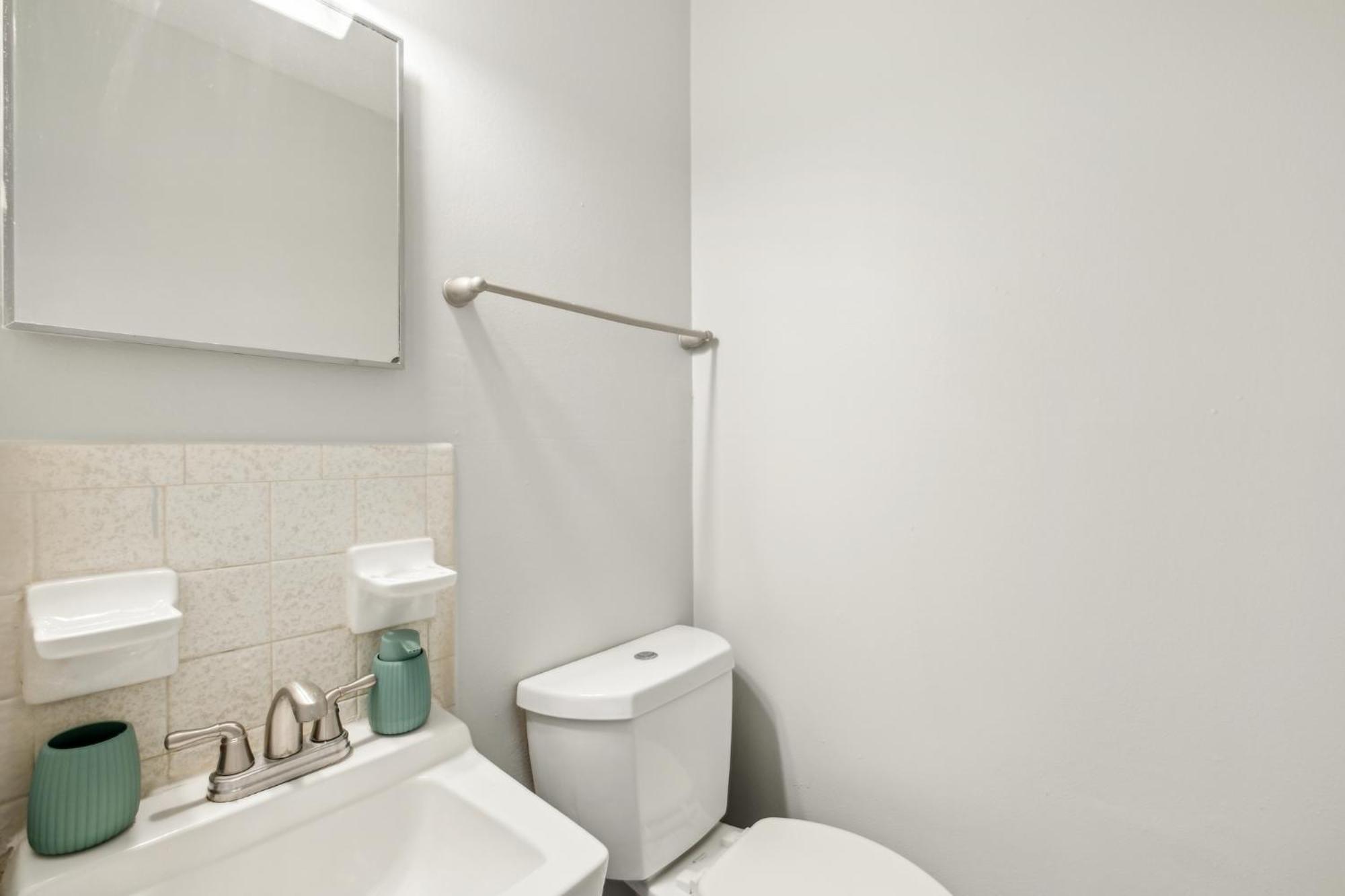 شقة Brentwood U5 I Cozy & Comfy I 2Bd I Free Parking ناشفيل المظهر الخارجي الصورة