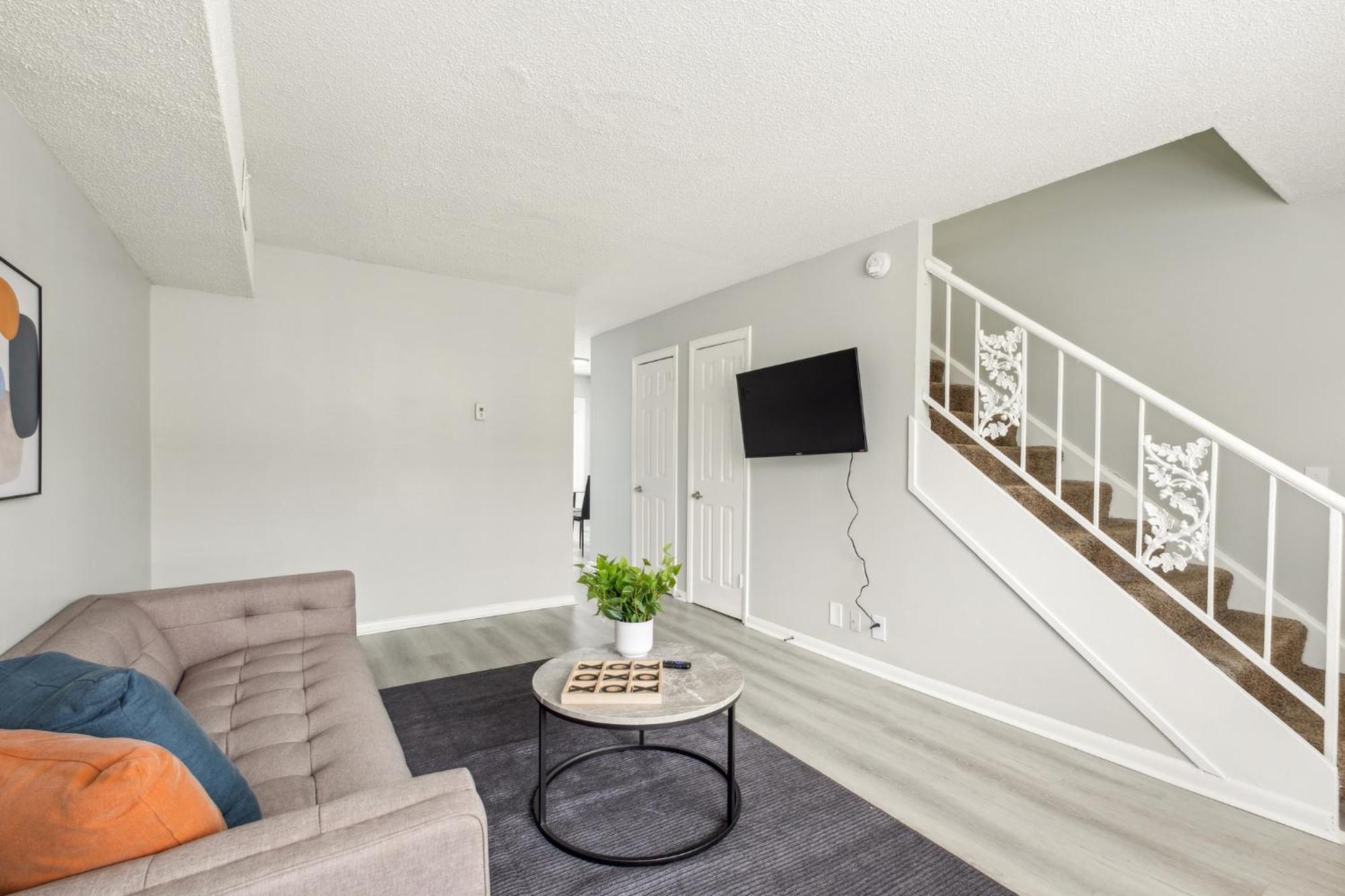 شقة Brentwood U5 I Cozy & Comfy I 2Bd I Free Parking ناشفيل المظهر الخارجي الصورة