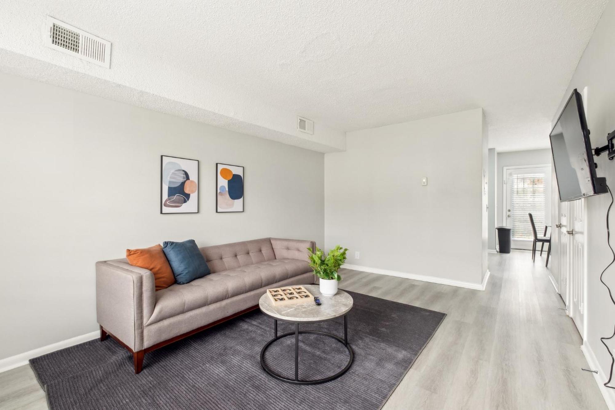 شقة Brentwood U5 I Cozy & Comfy I 2Bd I Free Parking ناشفيل المظهر الخارجي الصورة